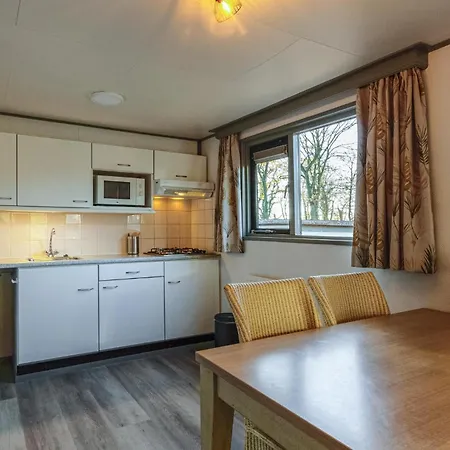 2 Bedroom Beautiful Home In Well Exterior photo