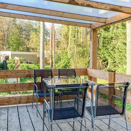 2 Bedroom Beautiful Home In Well Exterior photo